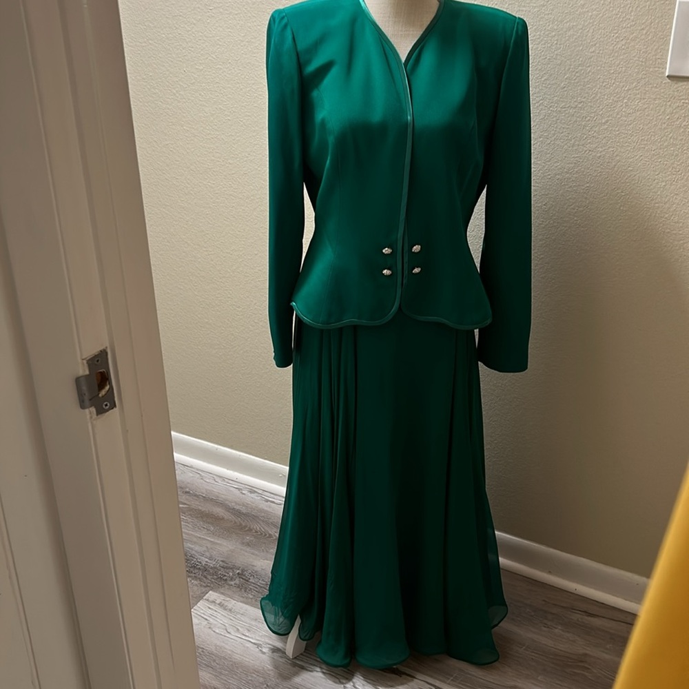 2-Piece Silk Suit